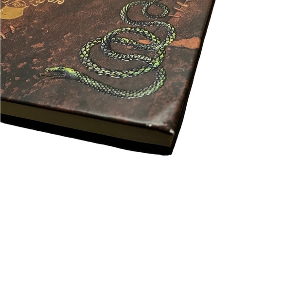 Hocus Pocus Spell Book Disney - Picture 6 of 8